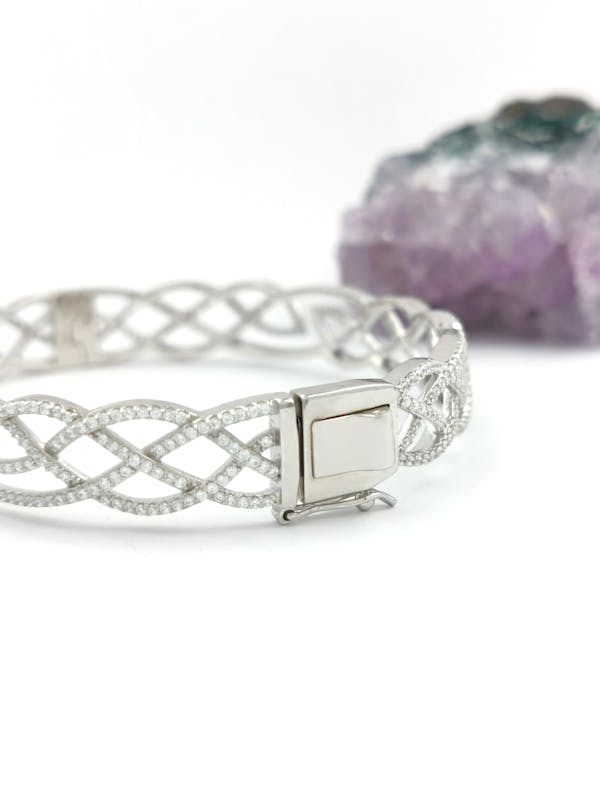 Gorgeous Sterling Silver Celtic Knot Bracelet For Women