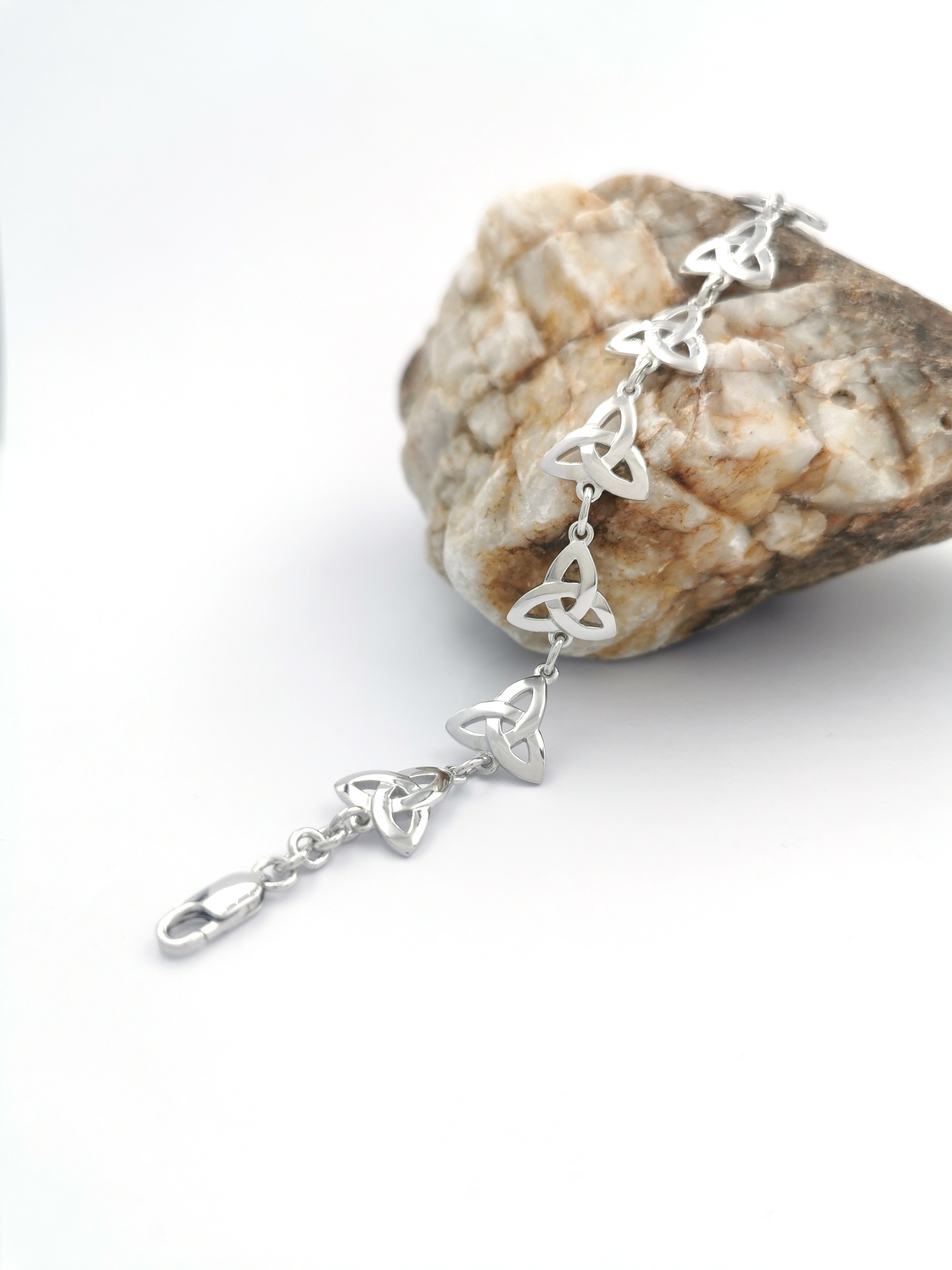 Womens Trinity Knot Bracelet in Sterling Silver