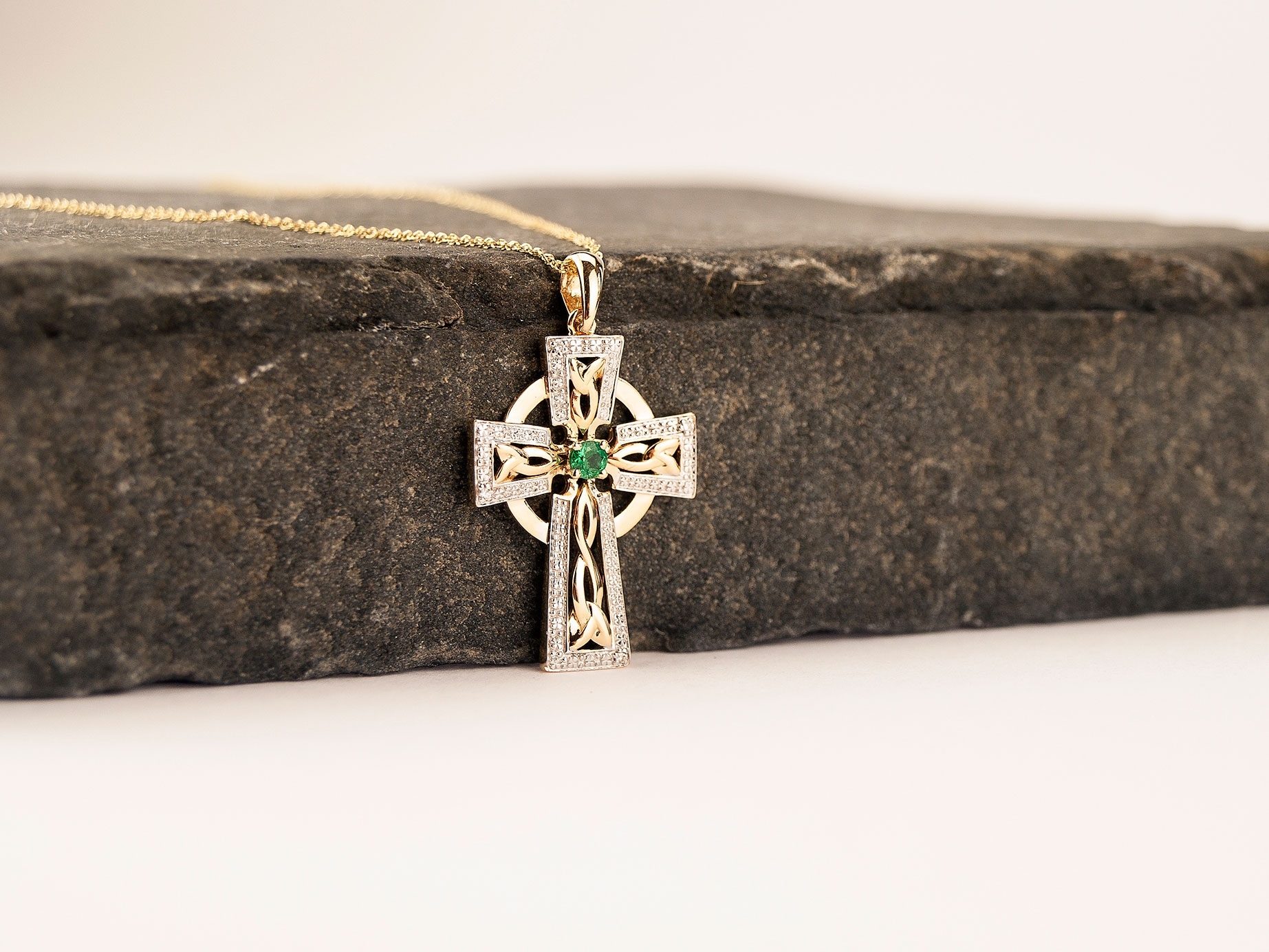 Womens Celtic Cross Necklace in 14K Yellow Gold