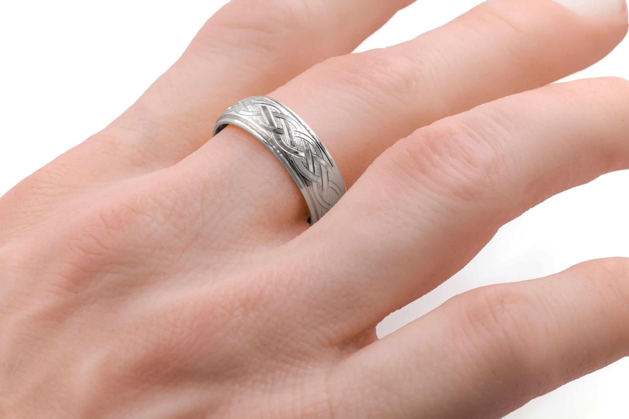 Luxurious Platinum Celtic Knot Wedding Ring - Model Photo