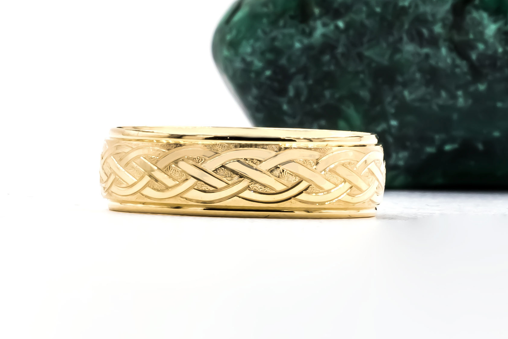 18K Yellow Gold Celtic Knot 5.0mm Ring