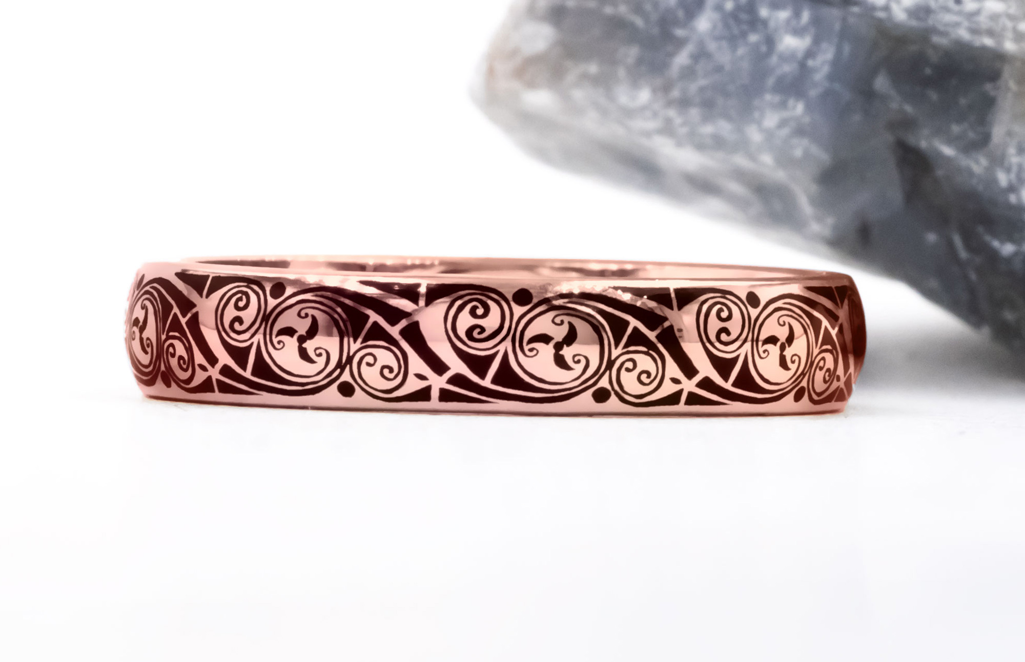 Womens Authentic Cerin 18K Rose Gold Triskele 4.0mm Ring