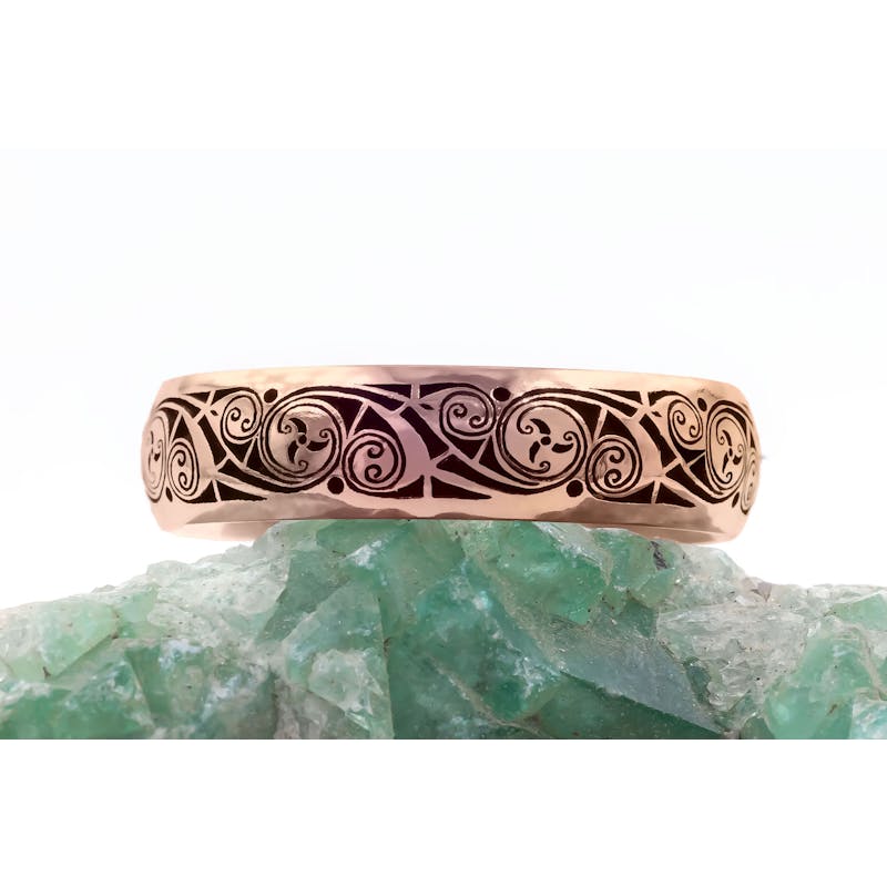 Triskele 5.0mm Ring in 18K Rose Gold With a Cerin Finish