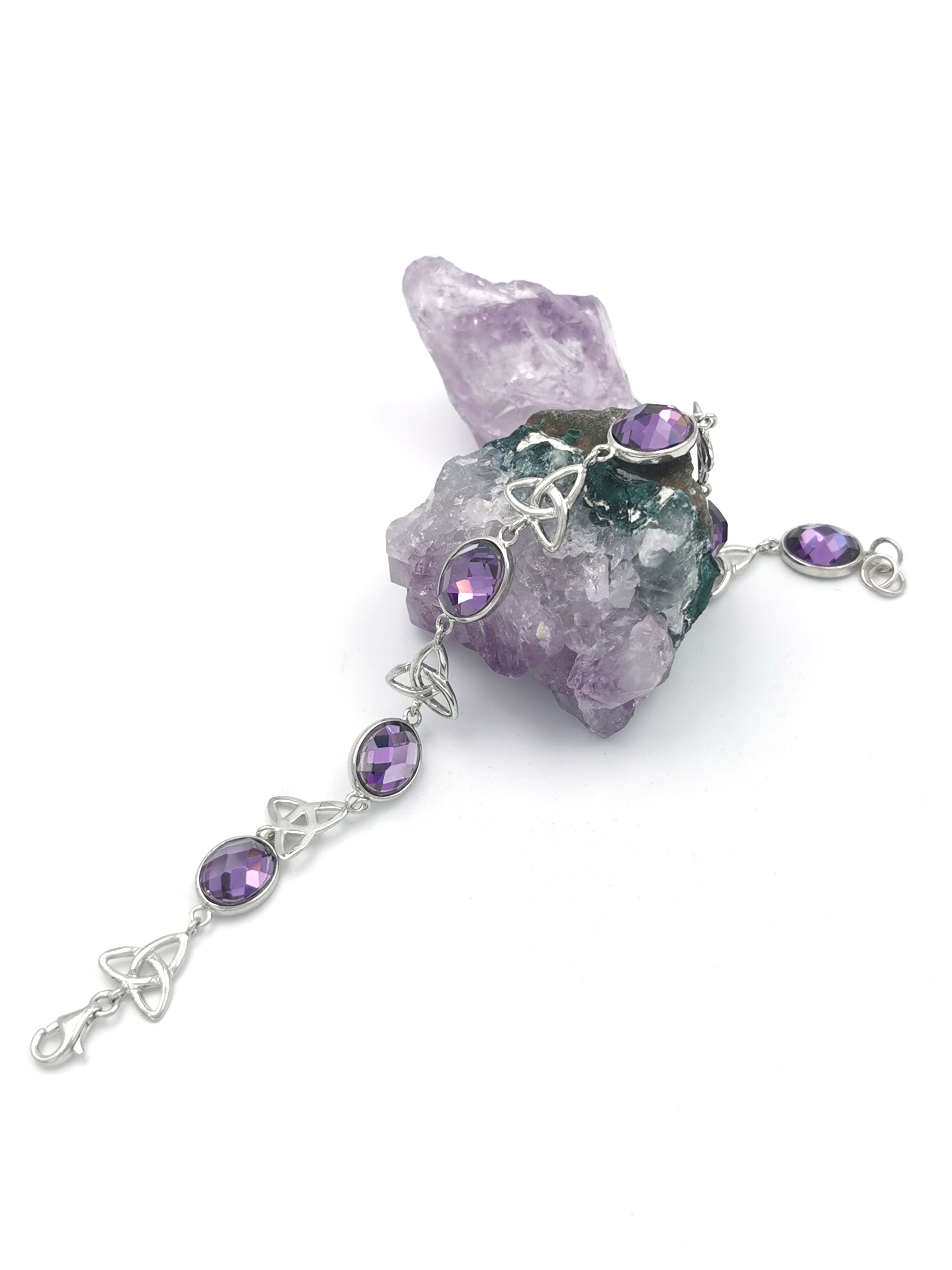 Womens Trinity Knot Bracelet in Sterling Silver With a Polished Finish