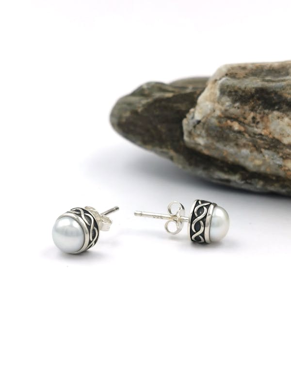 Striking Sterling Silver Celtic Knot Earrings For Women