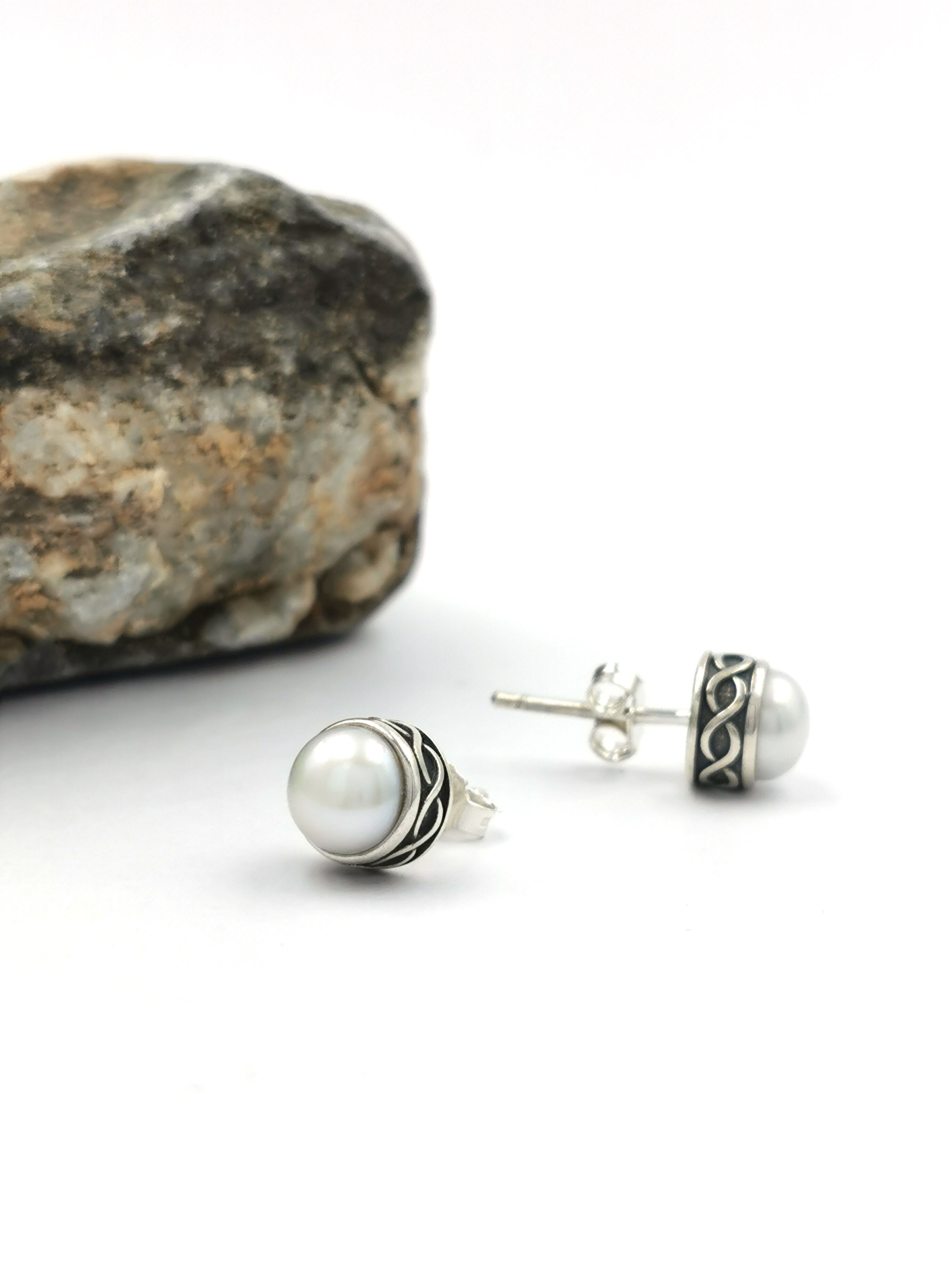 Celtic deals pearl earrings