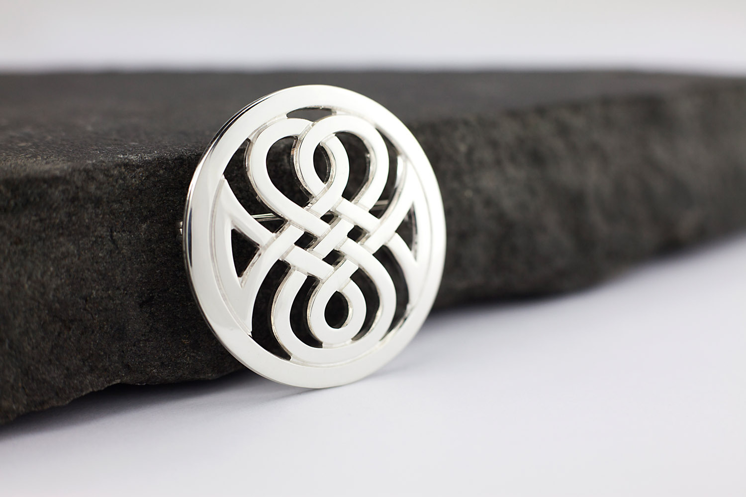 Womens Celtic Knot Brooch in Sterling Silver