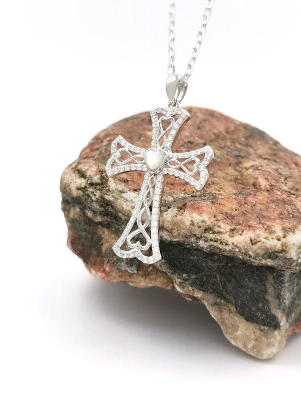 Womens Sterling Silver Celtic Cross Necklace