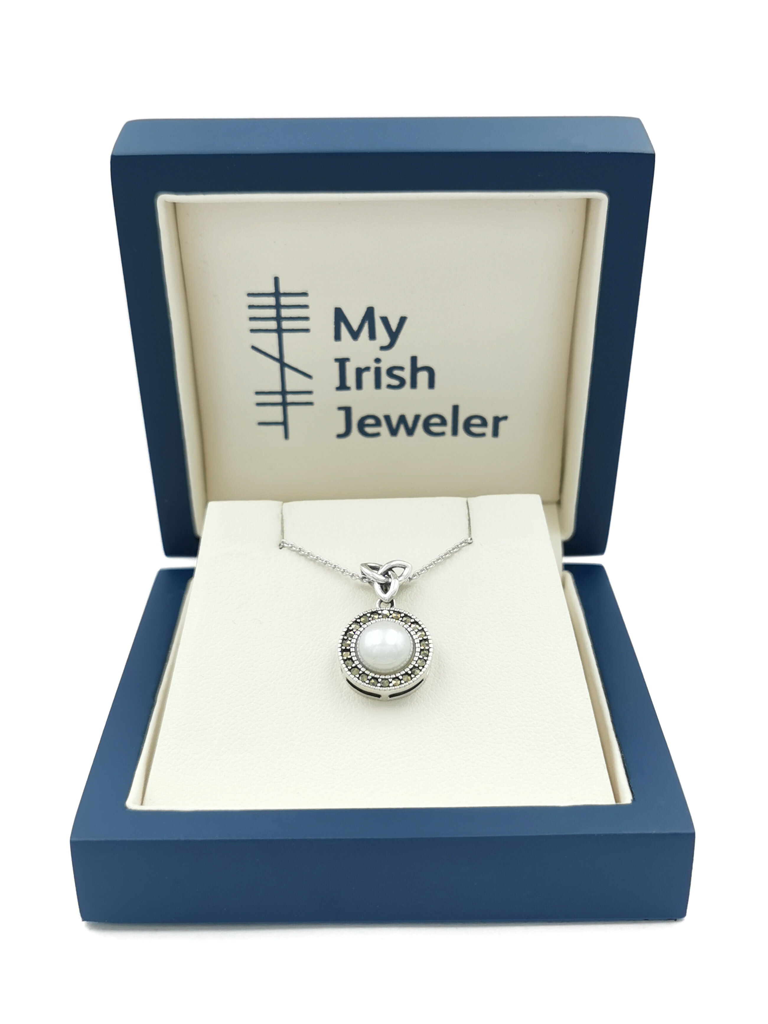 Womens Trinity Knot Necklace in Sterling Silver
