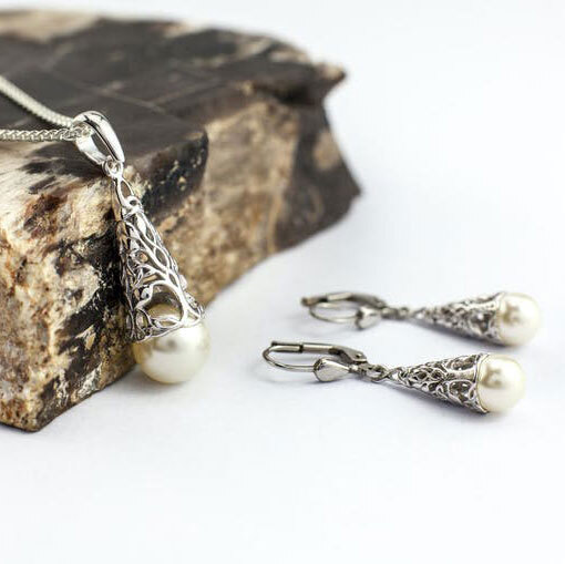 Necklace and Drop Earring Set