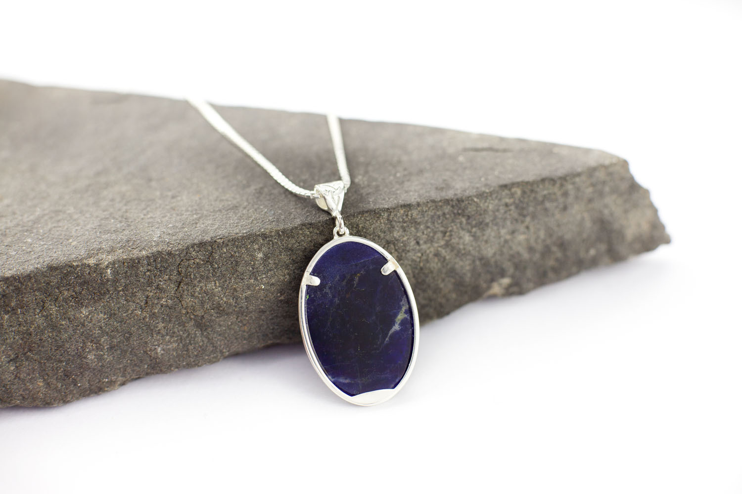 Claddagh - Reverse of Pendant