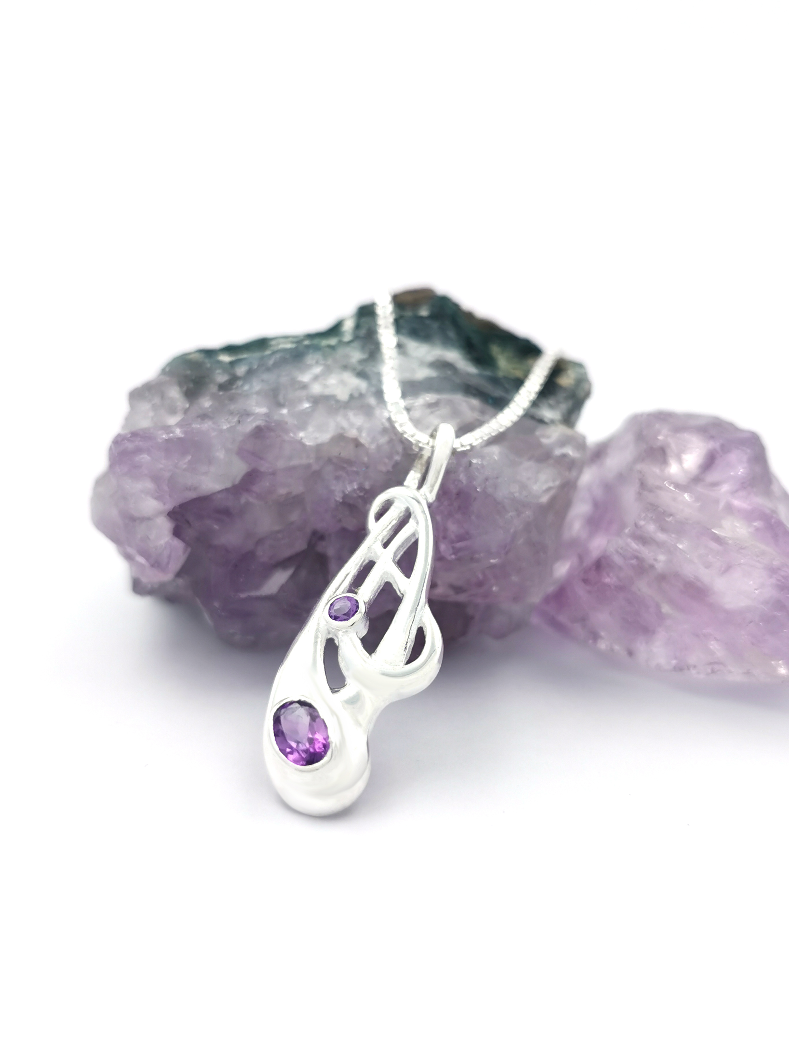 Womens Celtic Knot Necklace in Sterling Silver
