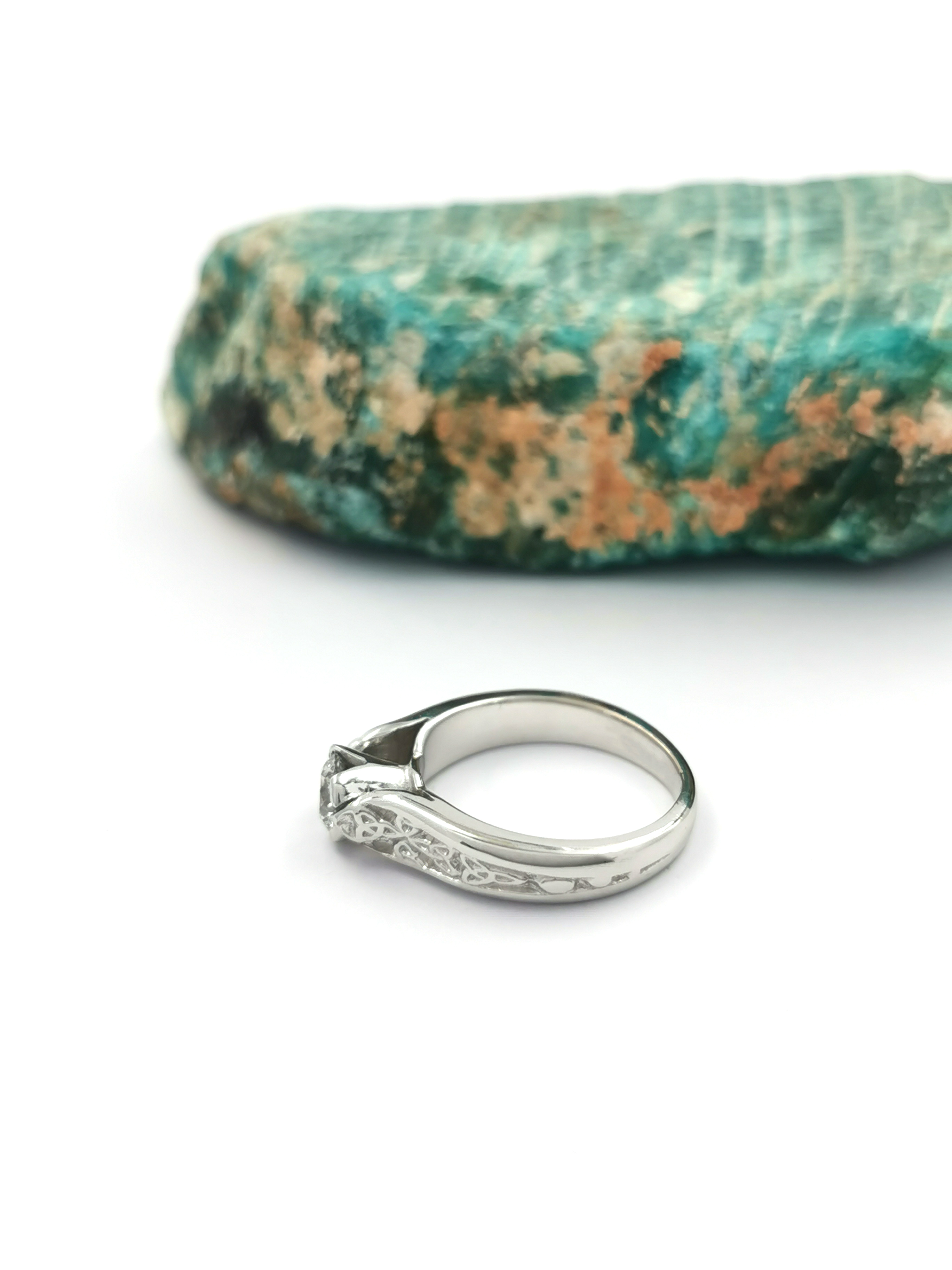 Attractive White Gold Celtic Knot & Trinity Knot Ring For Women. Side View.