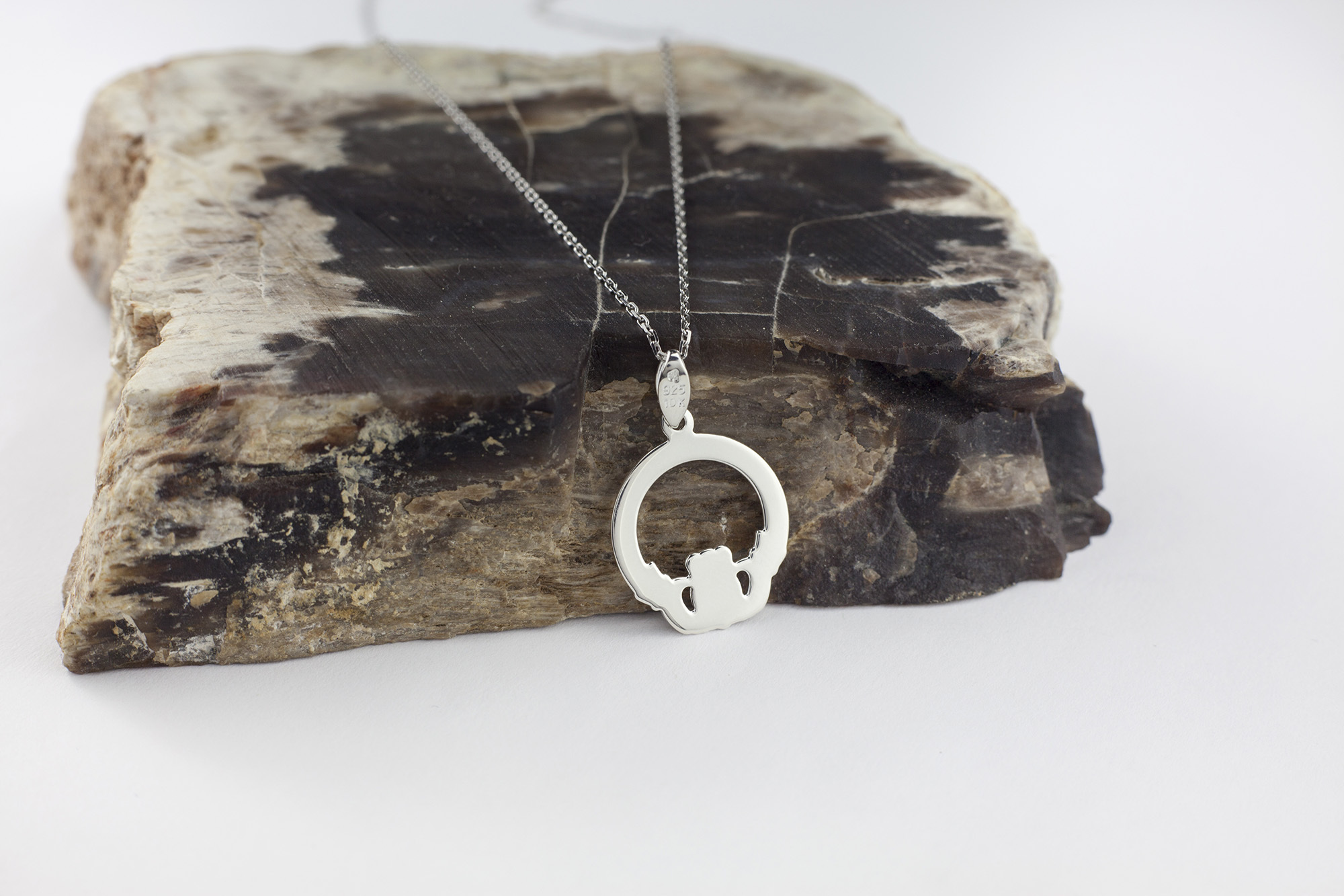 Womens Claddagh Necklace in Real Sterling Silver & Yellow Gold. Picture Of The Reverse Side.