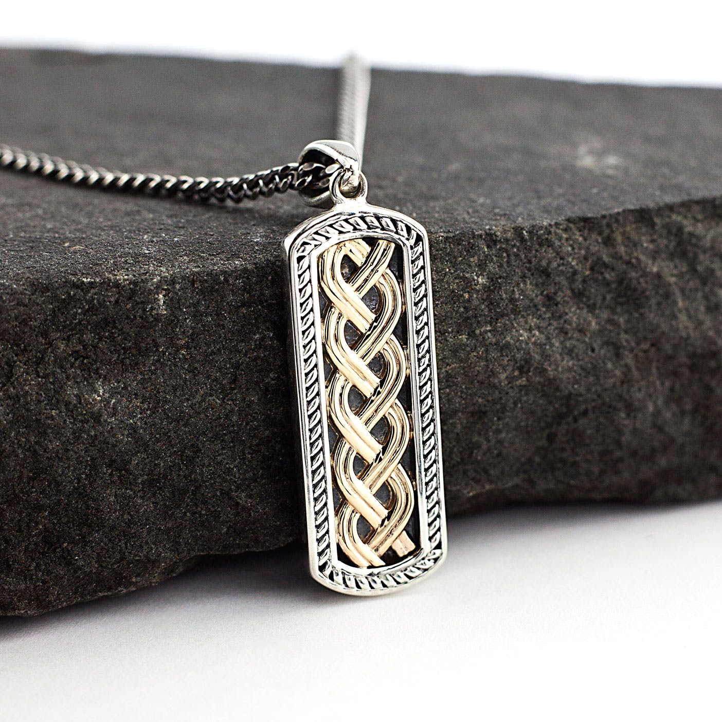 mens celtic pendant necklaces