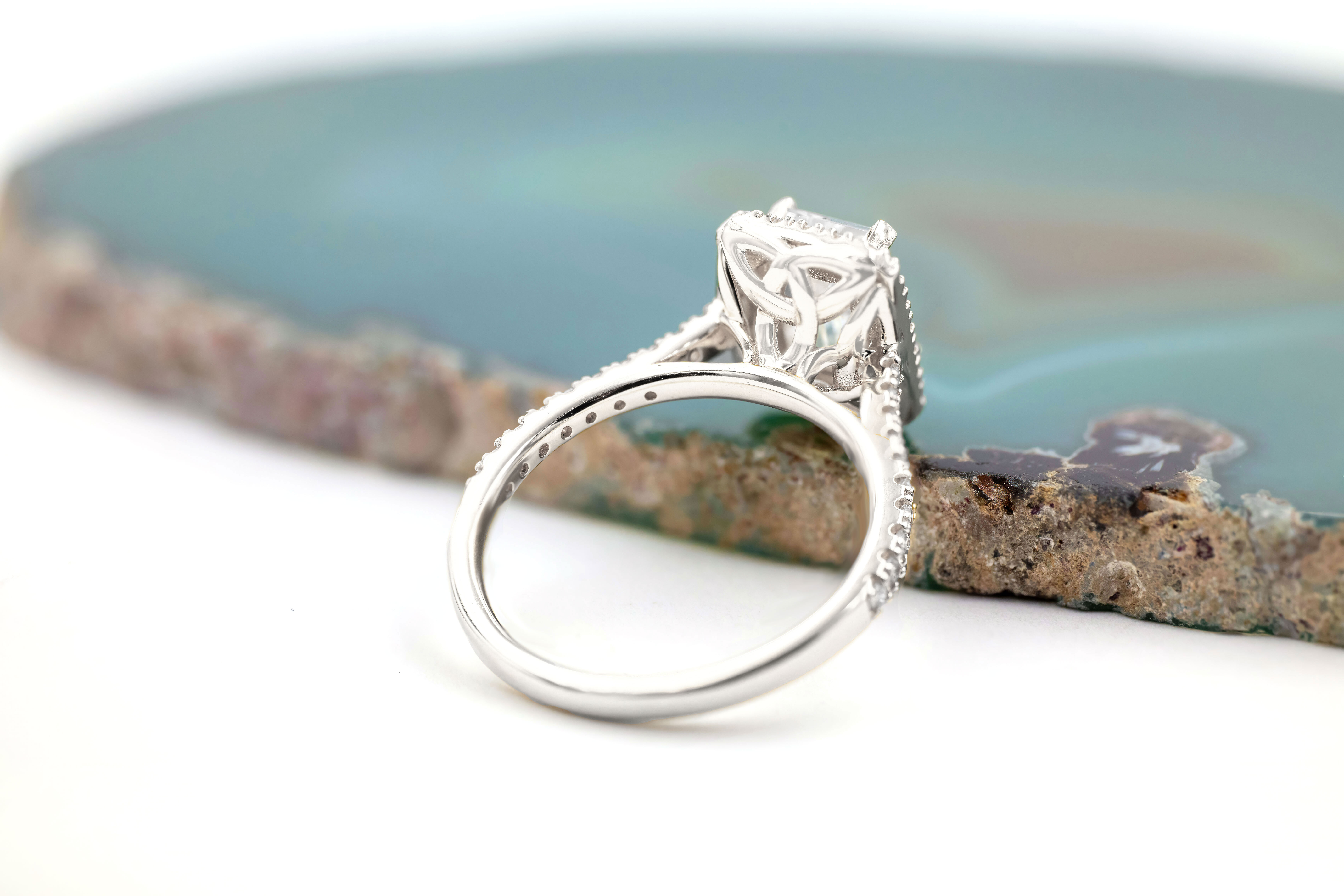 Womens Polished 14K White Gold Trinity Knot 2.00ct Lab Grown Diamond Ring. Side View.