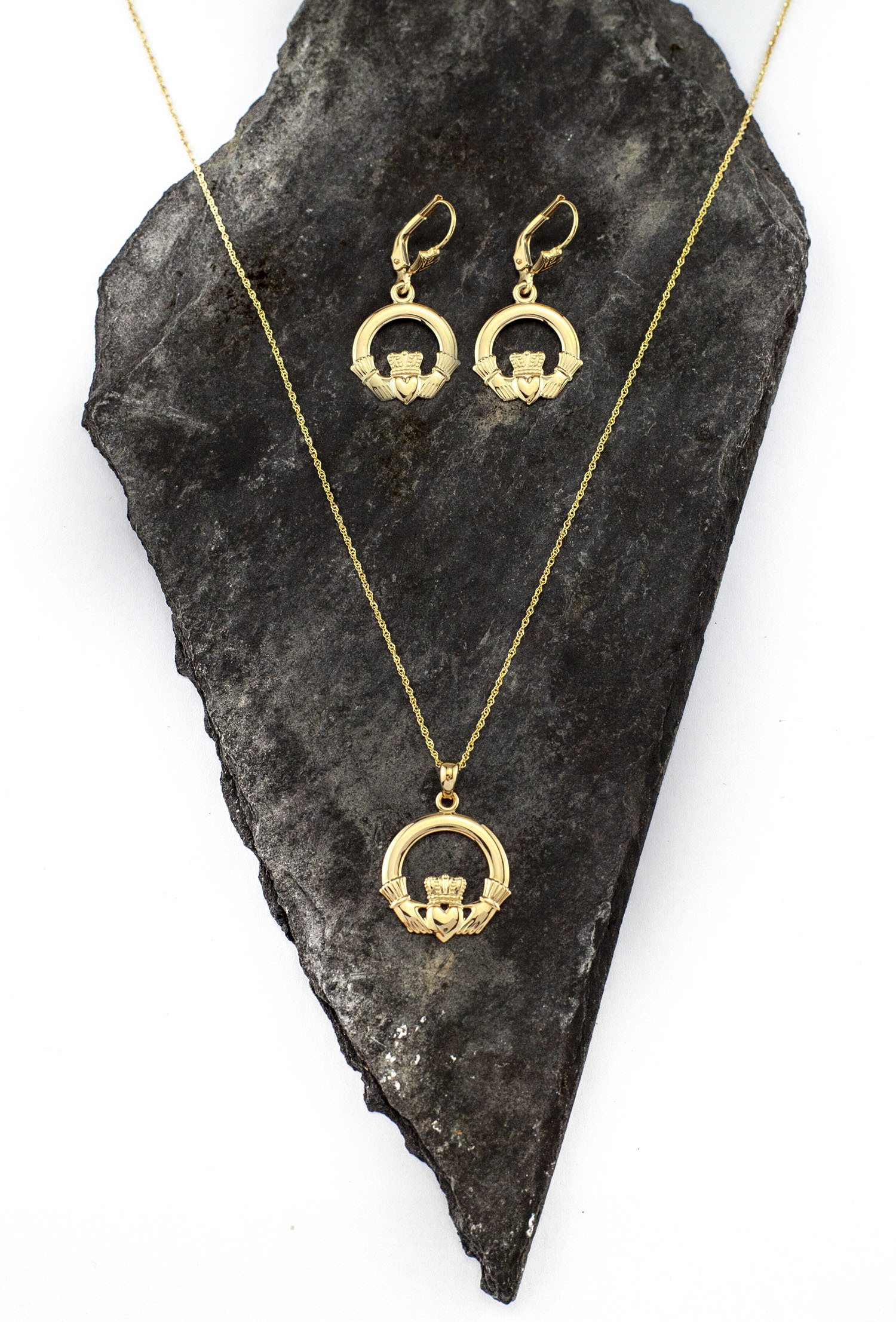 Gorgeous Yellow Gold Claddagh Earrings For Women