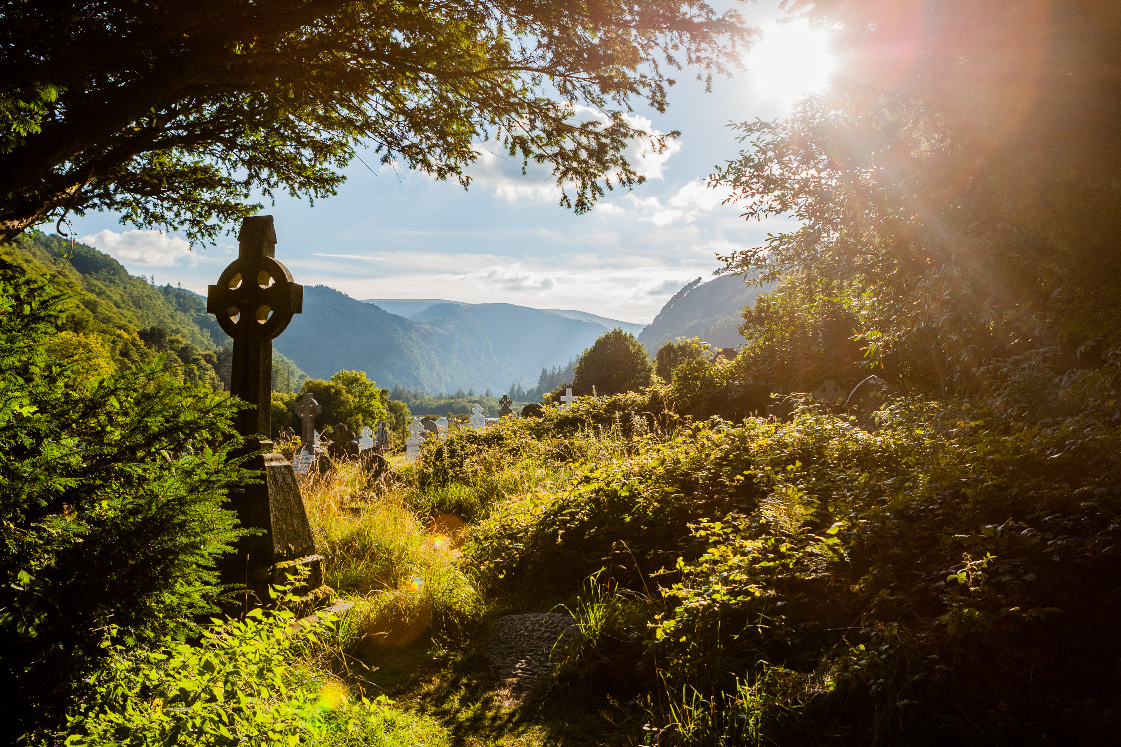 The History, Meaning and Symbolism of the Irish Celtic Cross