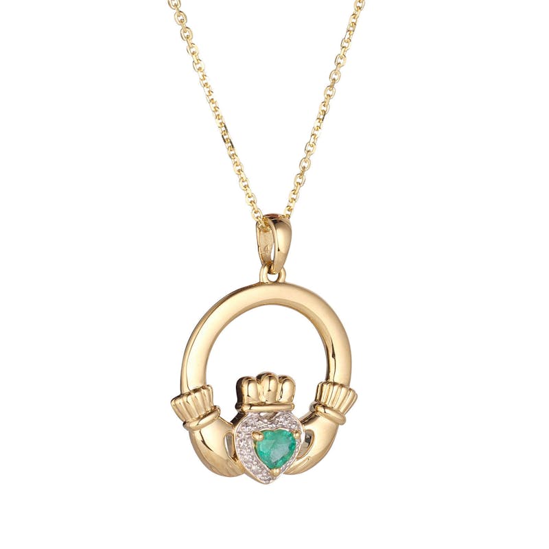 Womens Yellow Gold Claddagh Necklace