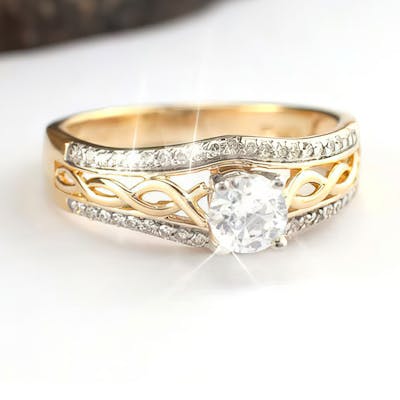 Diamond Celtic Knot Ring