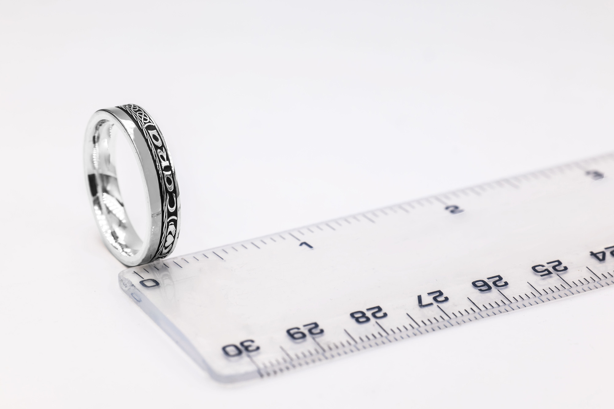 Gorgeous Sterling Silver Mo Anam Cara 7.3mm Ring With a Oxidized Finish