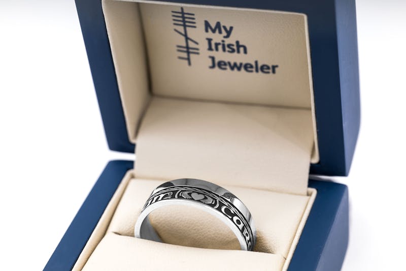 Genuine Oxidized Sterling Silver Mo Anam Cara & Gaelic Ring. In Luxury Packaging.