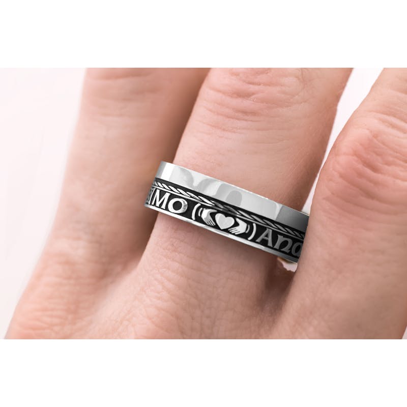 Striking Oxidized Sterling Silver Mo Anam Cara 7.3mm Ring - Model Photo