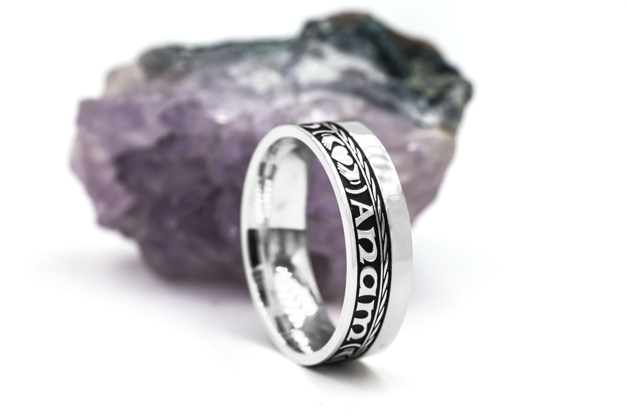 Authentic Sterling Silver Mo Anam Cara 7.3mm Ring With a Oxidized Finish