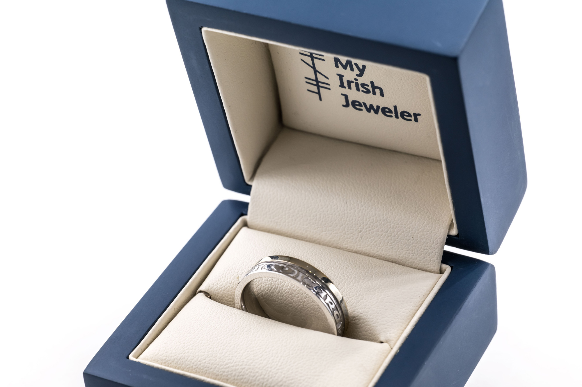 Mo Anam Cara & Gaelic Ring in 14K White Gold With a Florentine Finish. In Luxury Packaging.