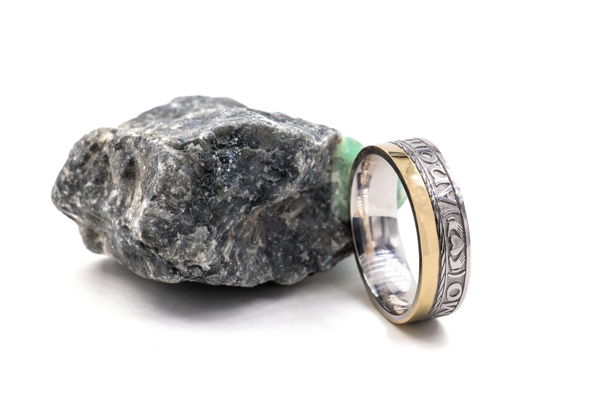 Genuine 14K White Gold & Yellow Gold Mo Anam Cara 7.3mm Ring With a Florentine Finish