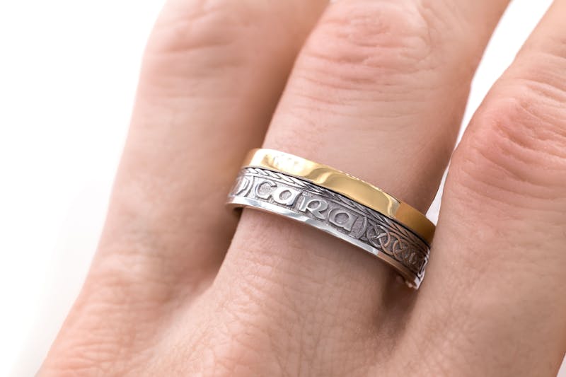 Genuine 14K White Gold & Yellow Gold Mo Anam Cara & Gaelic 7.3mm Ring With a Florentine Finish - Model Photo