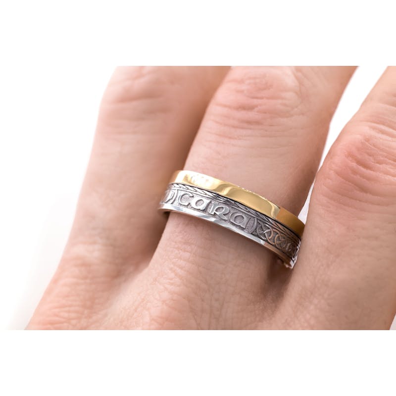 Genuine 14K White Gold & Yellow Gold Mo Anam Cara & Gaelic 7.3mm Ring With a Florentine Finish - Model Photo