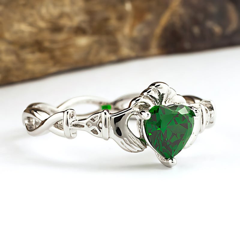 14k Yellow Gold Green Heart Polished Claddagh Ring