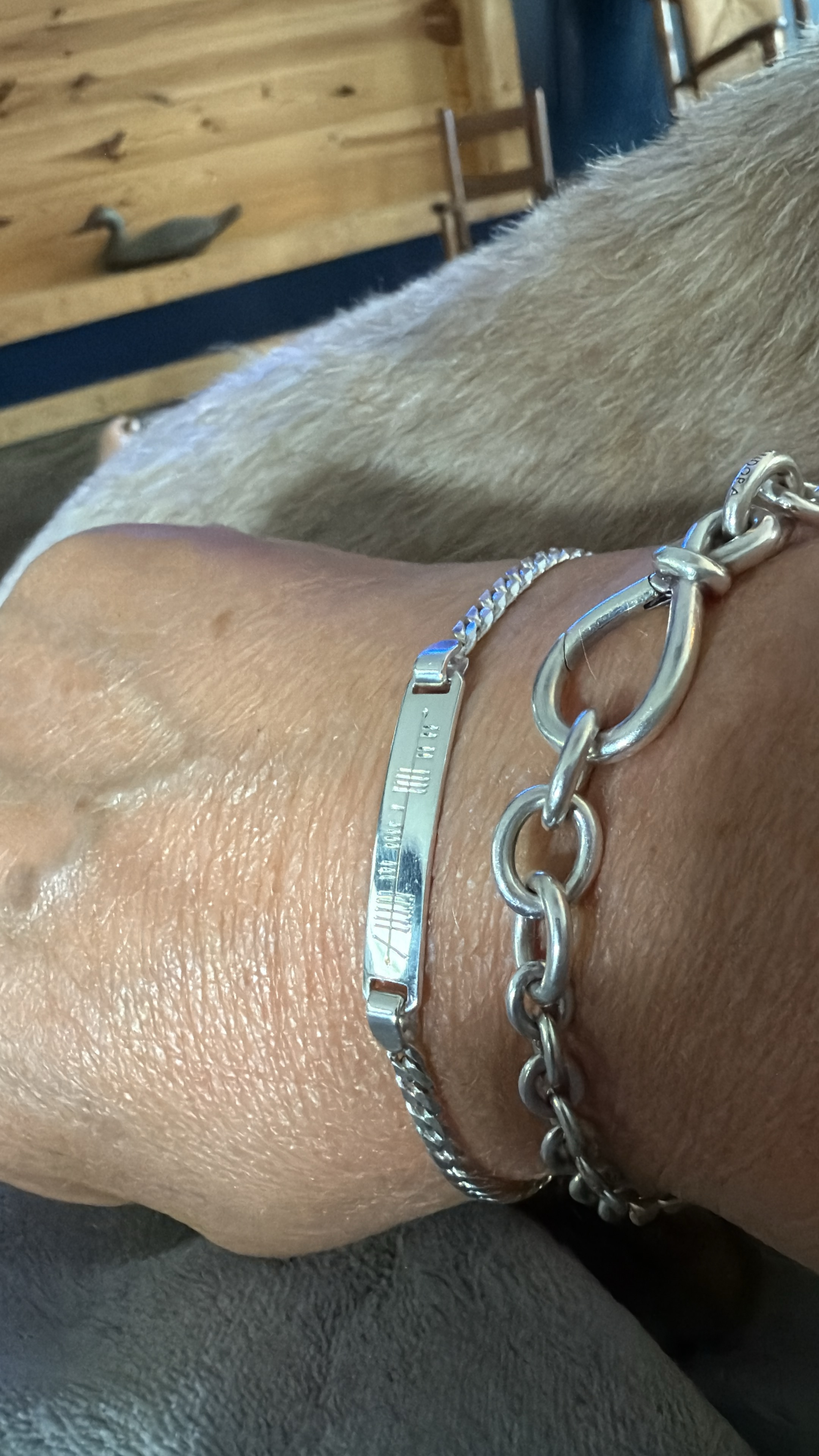 Narrow Ladies Bracelet